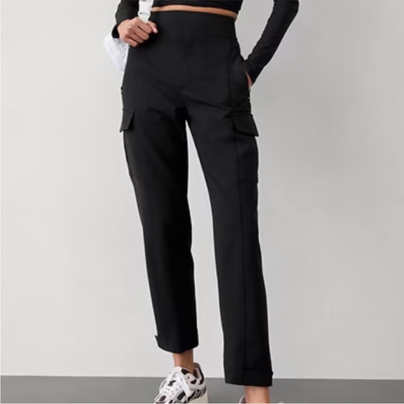 Athleta Women’s Endless High Rise Cargo Pant Zipper Pockets Black Size 10 - Picture 1 of 15